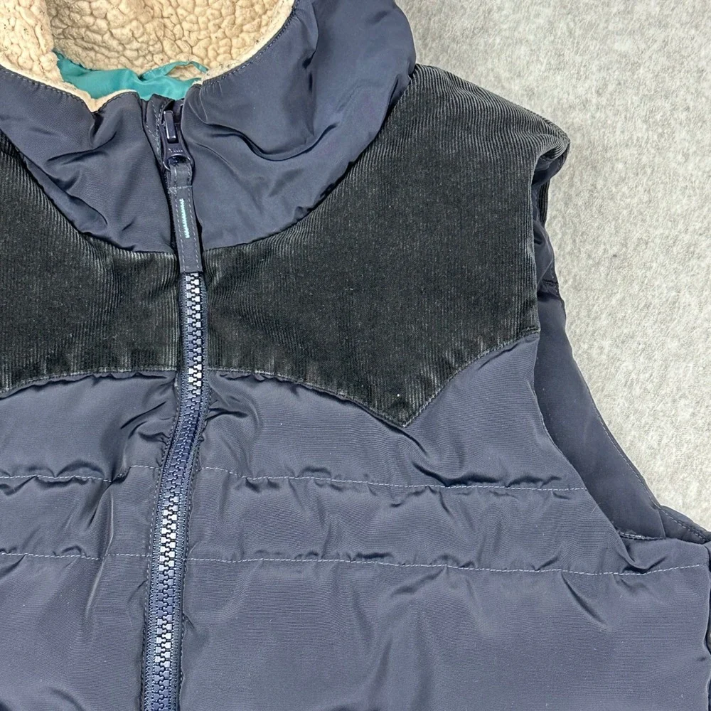 Uniqlo Kids Puffer Vest Navy Blue Corduroy Yoke Sherpa Lining unknown size